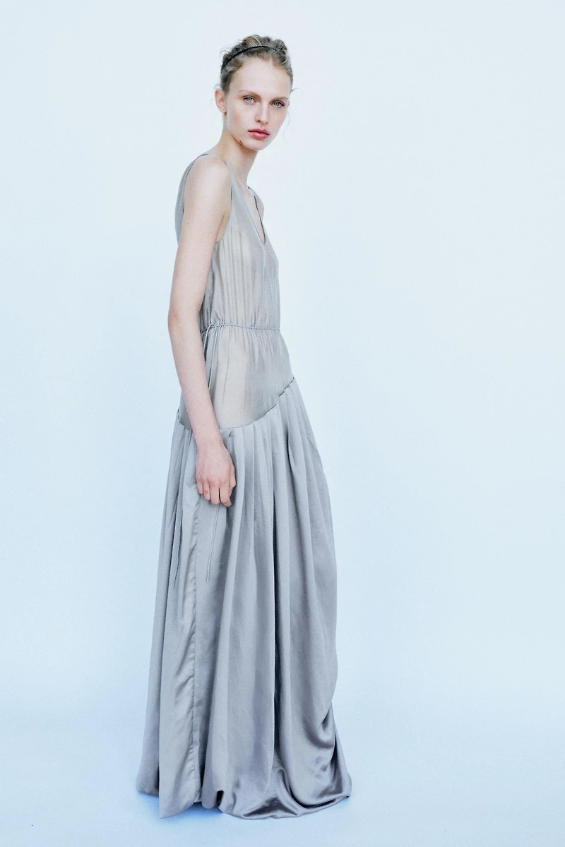 ROBE LONGUE BIMATIÈRE DRAPÉE À VOLUME
