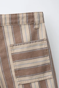 SHORT À RAYURES
