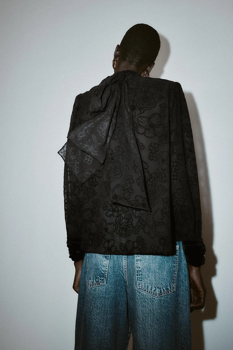 BOW SEMI-SHEER VELVET BLOUSE