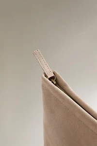 LARGE SPLIT SUEDE MAKEUP BAG