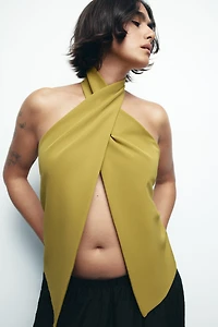 CREPE SURPLICE TOP