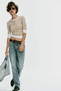 HENLEY T-SHIRT
