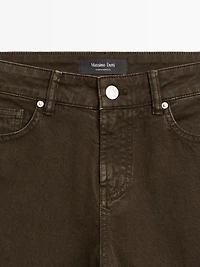 Mid-waist tapered fit jeans