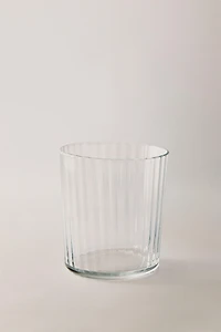 GLASS TUMBLER WITH LINE DESIGN
