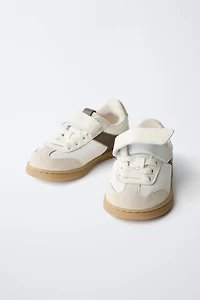 RETRO BAREFOOT SNEAKERS