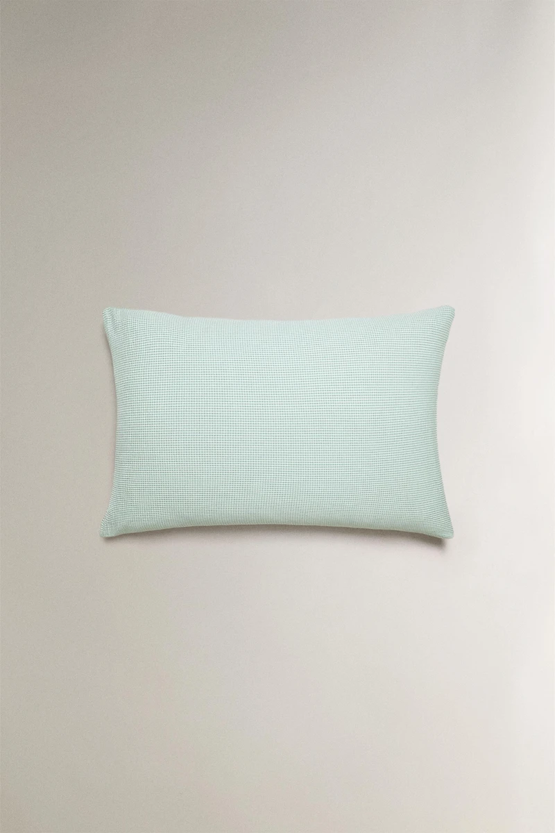 CHECK SEERSUCKER PILLOWCASE
