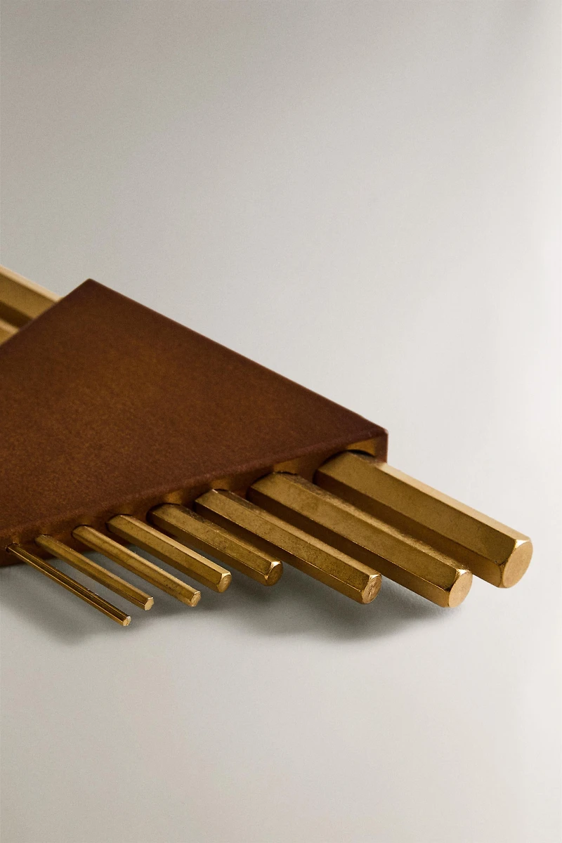 SET 8 CLÉS ALLEN ACIER SUPPORT BOIS