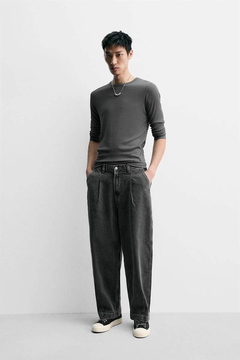 PLEATED WIDE FIT DENIM CHINO PANTS