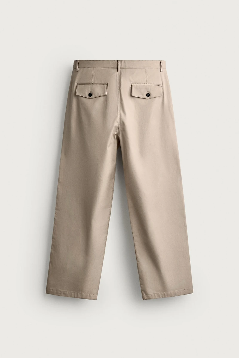 STRAIGHT FIT PLEATED PANTS