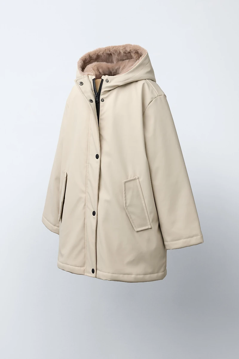 RUBBERIZED WATER RESISTANT FUR EFFECT RAINCOAT