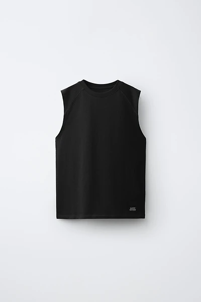 T-SHIRT SANS MANCHES