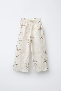 PANTALON DROIT FLEURS BRODÉES