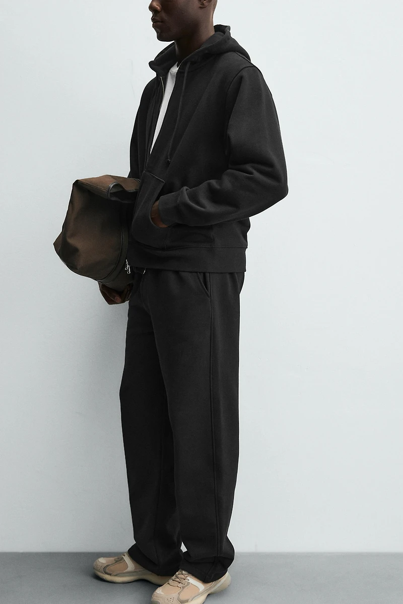 REGULAR FIT JOGGER PANTS