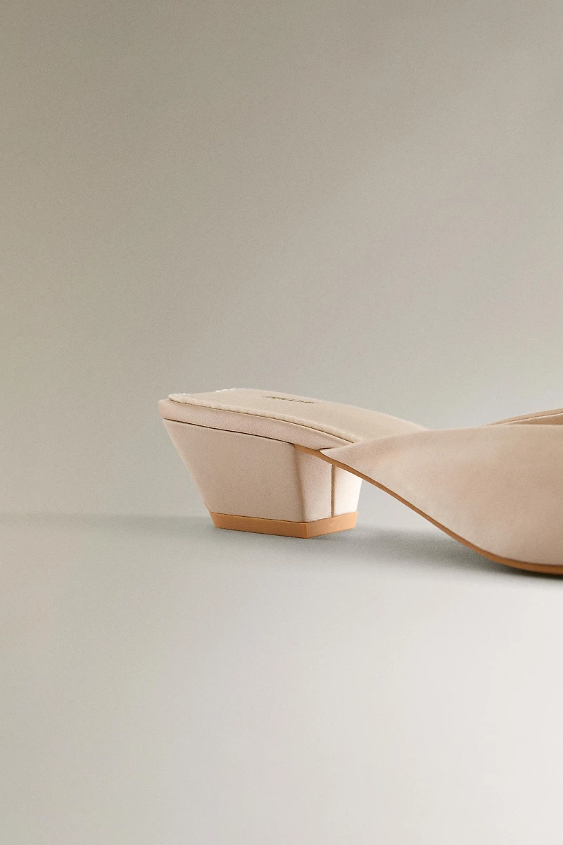 CHAUSSURES TALON SATIN