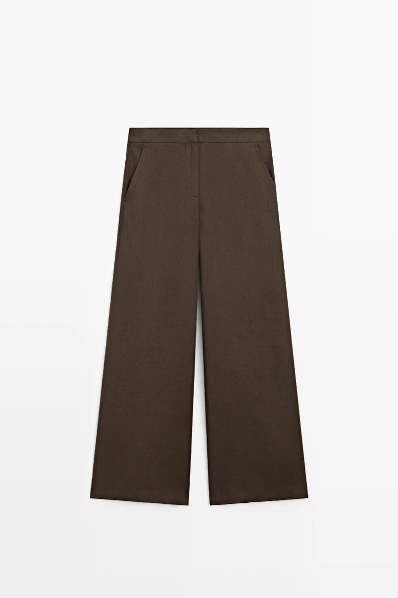 Flowing linen trousers