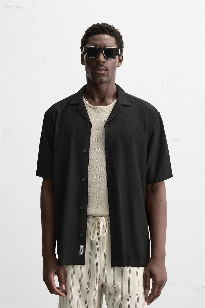 RELAXED FIT FLOWY SHIRT