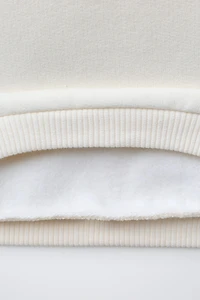 SWEAT AVEC PIÈCE OURS EN VELOURS BOUCLÉ