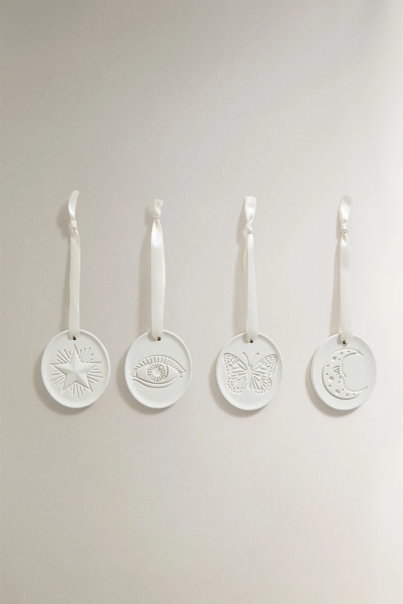MARISA BERENSON DECORATIVE CERAMIC PACK (PACK OF 4)