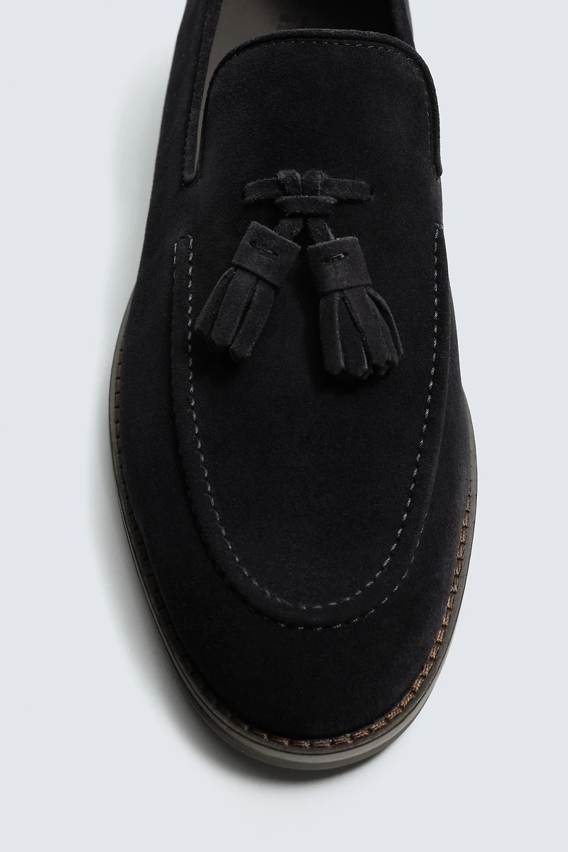 LEATHER TASSEL LOAFERS