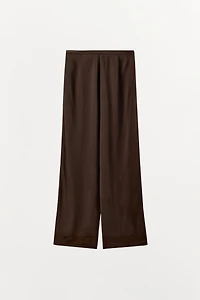 SATIN FLOWY PANTS