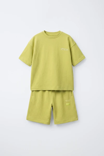 INTERLOCK T-SHIRT AND BERMUDA SET