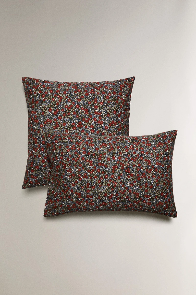 CHILDREN'S CHRISTMAS FLORAL PILLOWCASE