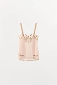 TOP EN DENTELLE AVEC FANTAISIE