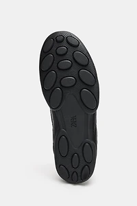 RUNNING SNEAKERS