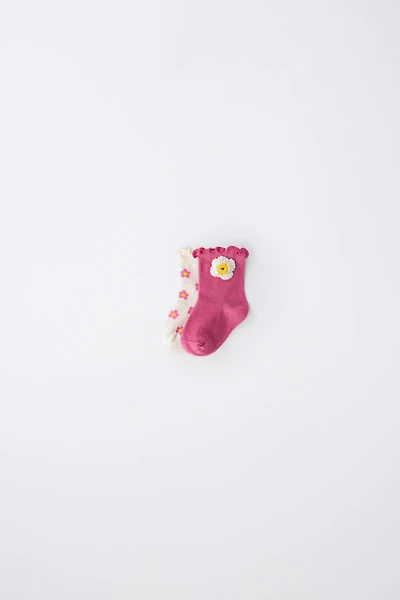 TWO-PACK OF SHORT FLORAL SOCKS