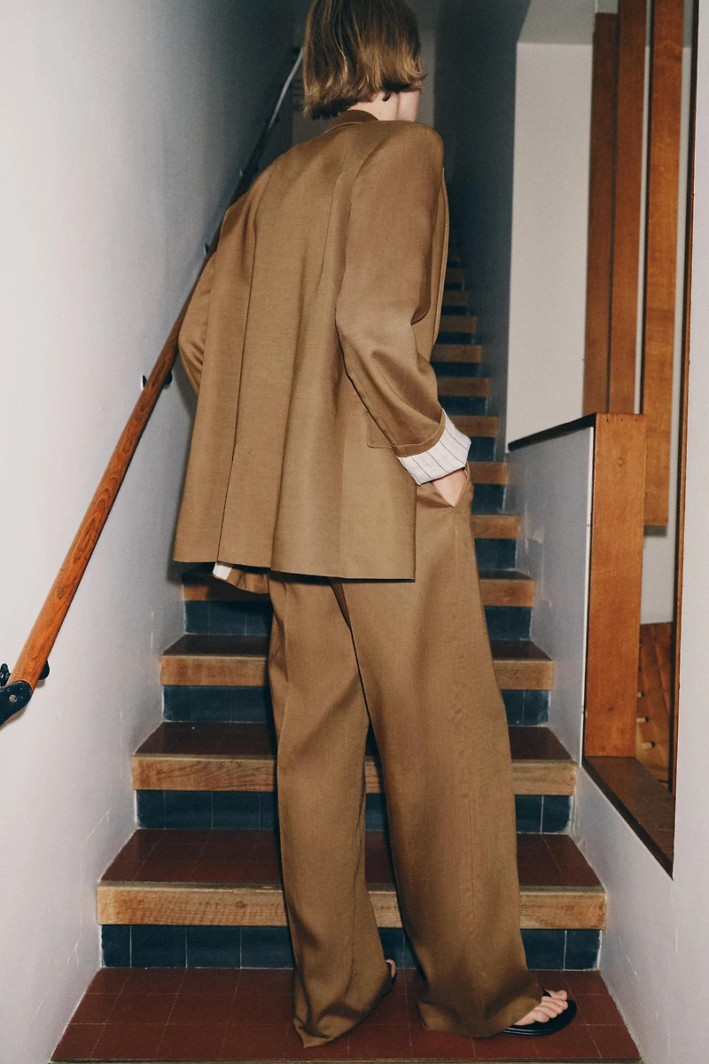 LINEN DOUBLE BREASTED BLAZER WITH ROLLED-UP SLEEVES