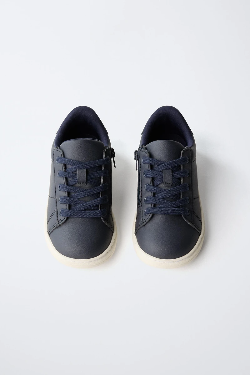 SOFT SNEAKERS