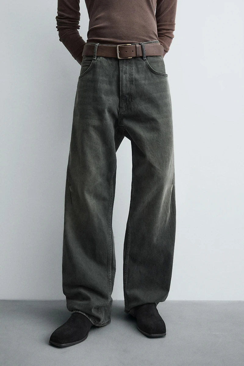 BAGGY FIT JEANS WITH TWISTED SEAM