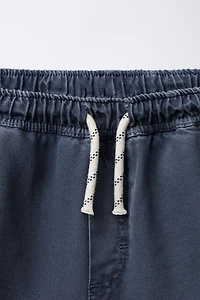 FLOWY TWILL SHORTS