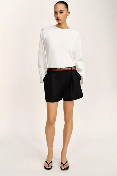BELTED PLEATED SHORTS