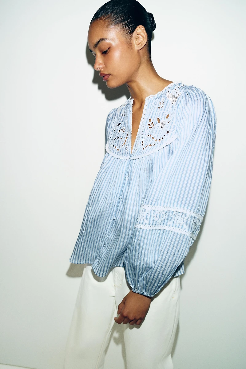 STRIPED EMBROIDERED BLOUSE