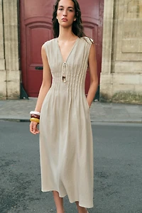 ROBE MI-LONGUE À PLIS EN LIN