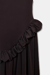 ROBE PEPLUM À VOLUME