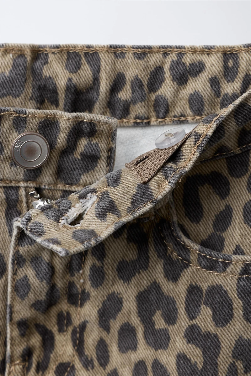 ANIMAL PRINT AND STAR WIDE LEG JEANS