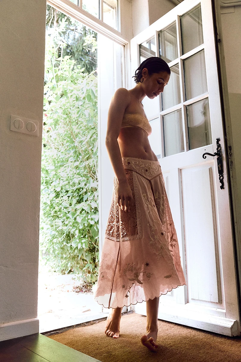 BEADED FLORAL EMBROIDERED MIDI SKIRT