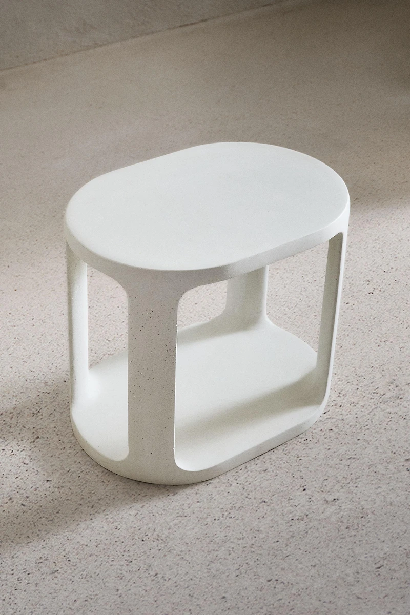 SIDE TABLE 02