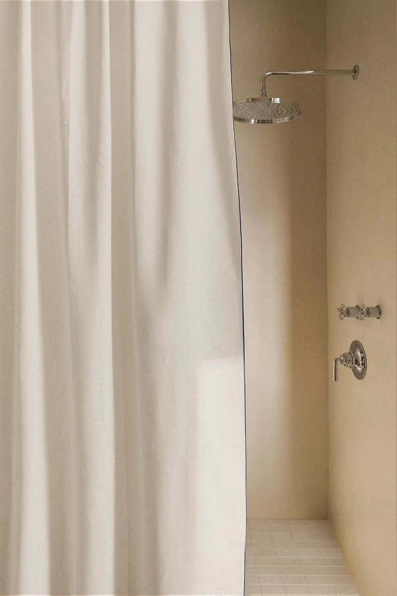 RIDEAU DE DOUCHE OVERLOCK
