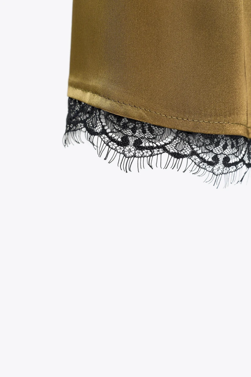 SATIN SHORTS WITH LACE