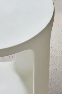 SIDE TABLE 02