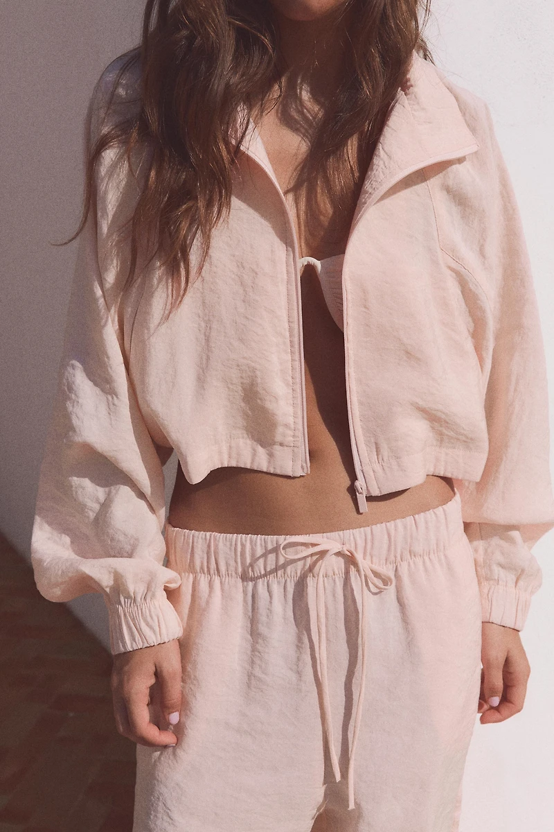 VESTE COURTE FLUIDE