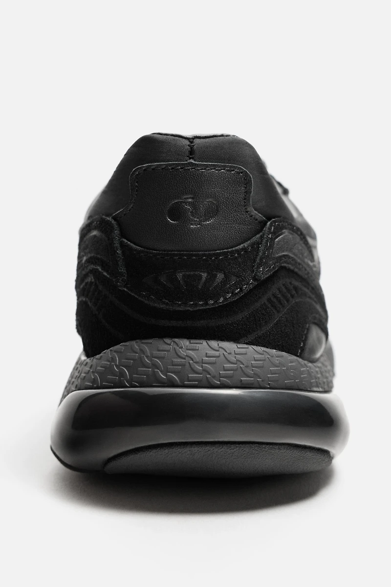MONOCHROME SNEAKERS