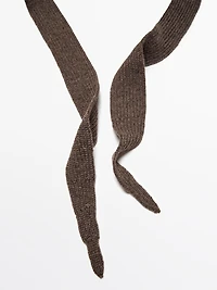 Knit hood with tie