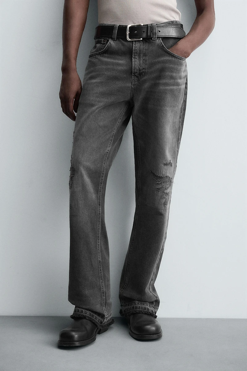 RIPPED FLARE FIT JEANS