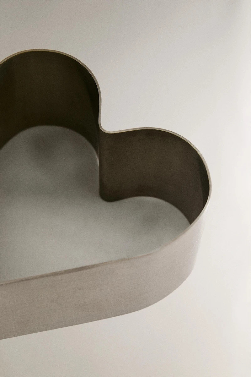 HEART COOKIE BAKING MOULD