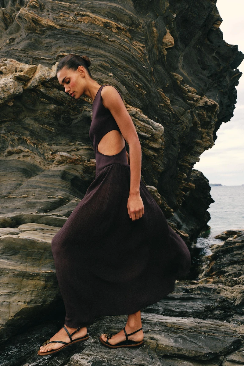 CUT OUT KNIT DRESS