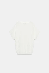 TEXTURED KNIT TOP